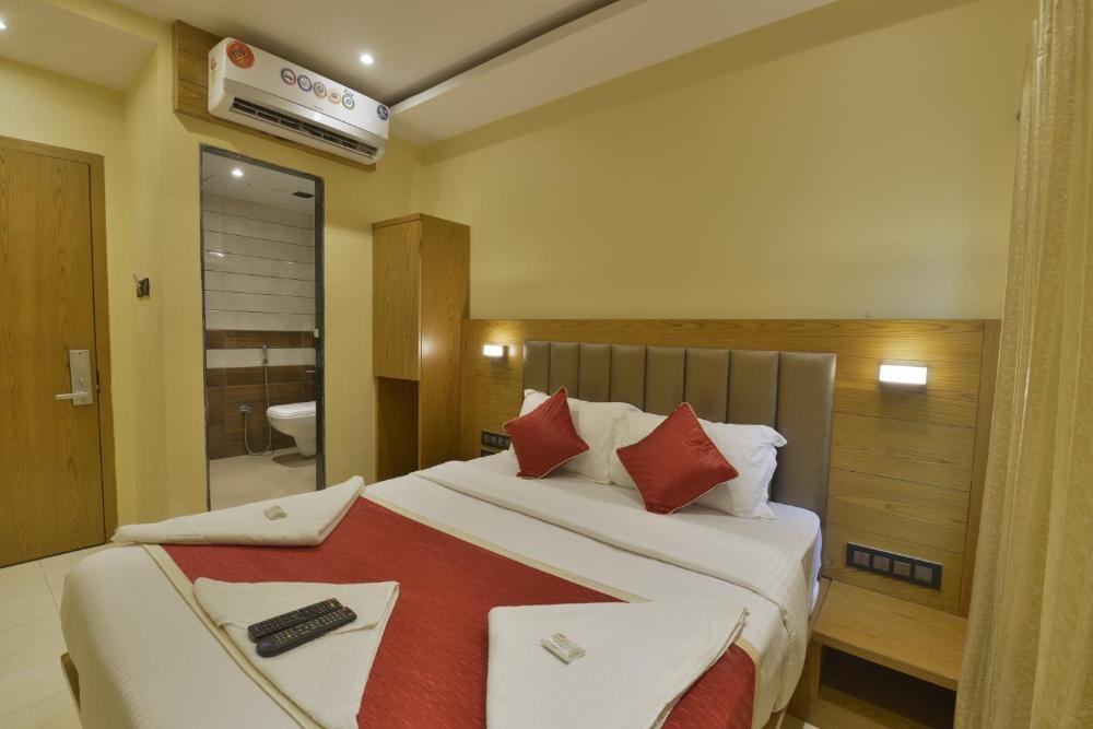 Room image 3