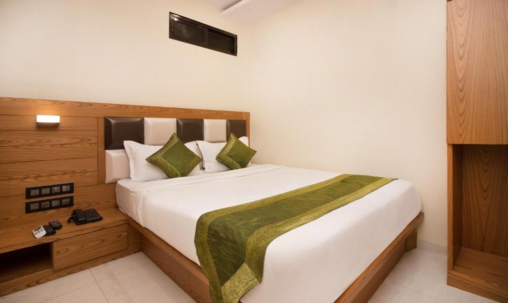 Room image 5